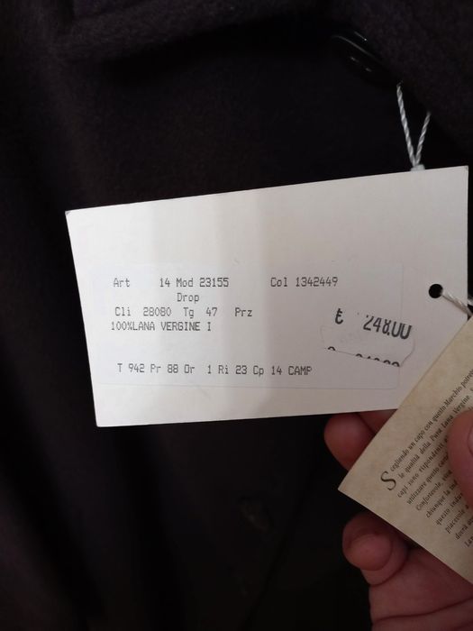 Весняне жіноче  кашемірове пальто