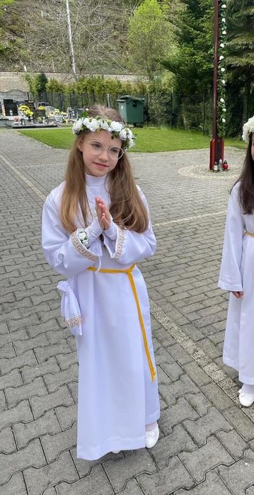 Alba komunijna piękna długa jak nowa