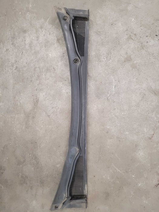 Podszybie plastikowe Renault Clio IV 668.115.228 R