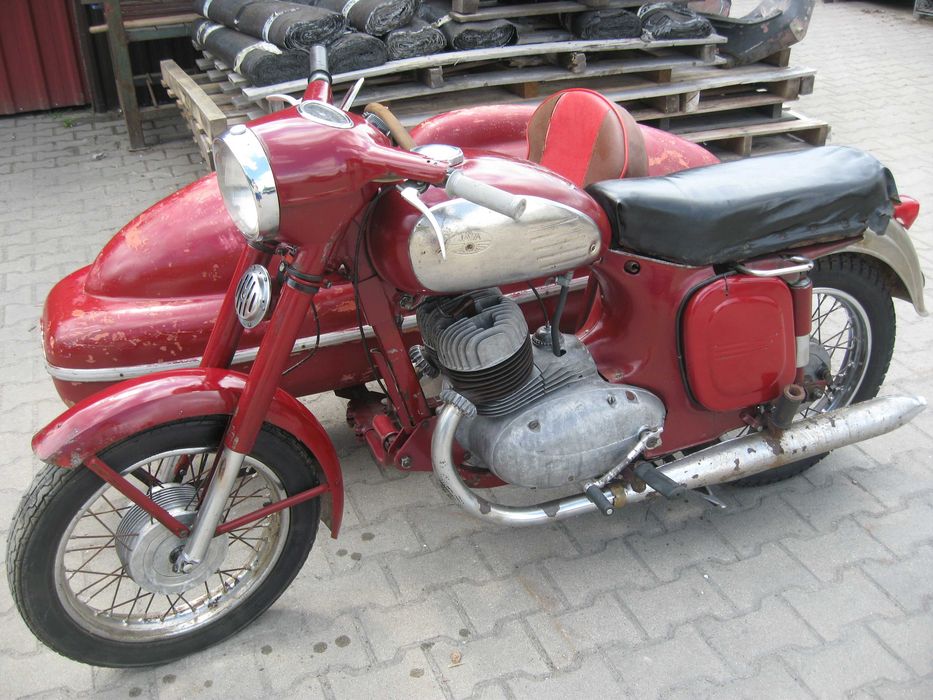 Jawa 360 350  z koszem velorex z dokumentami