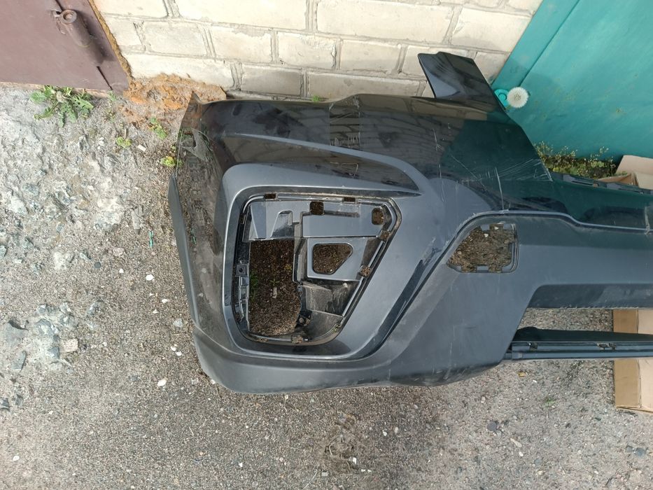 Бампер передній Subaru forester SK, пошкоджений