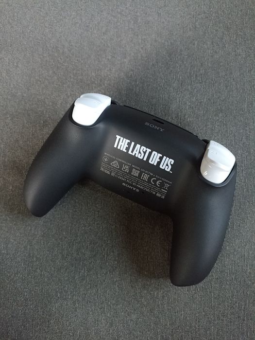 Dualsense pad ps5 The Last Of Us Nowy