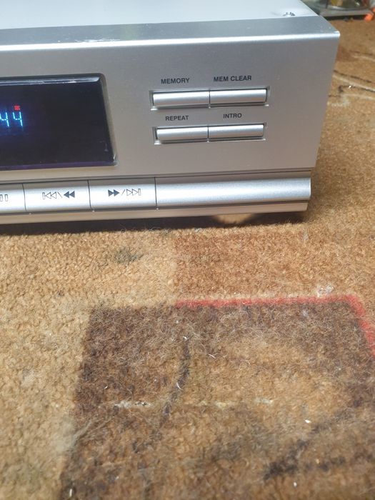 X4-TECH  Odtwarzacz cd