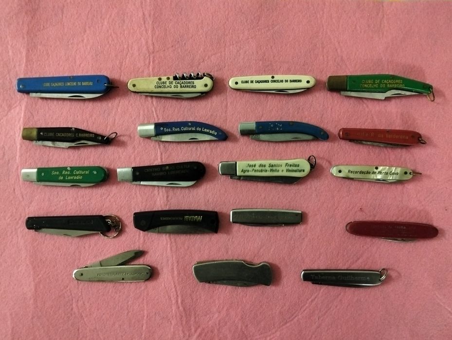 Vários canivetes
