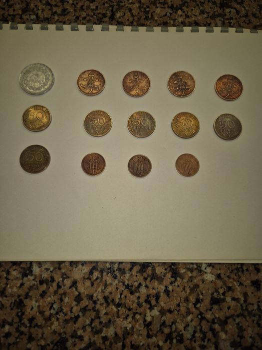 Moedas antigas à venda