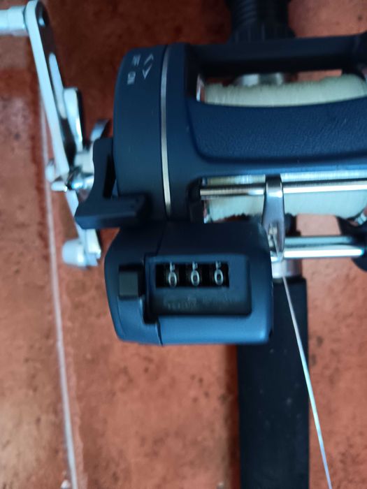 SALDOS!!- Conjunto de Pesca novo