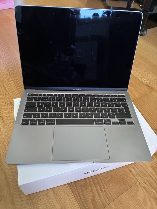 MacBook Air M1 13.3"64738872559106121
