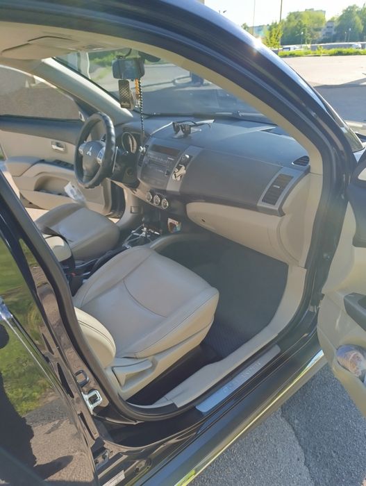 Продам/ обмін Mitsubishi Outlander XL