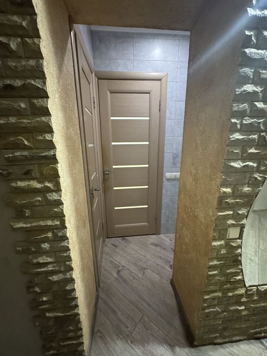 Продам 3к квартиру з сучасним ремонтом