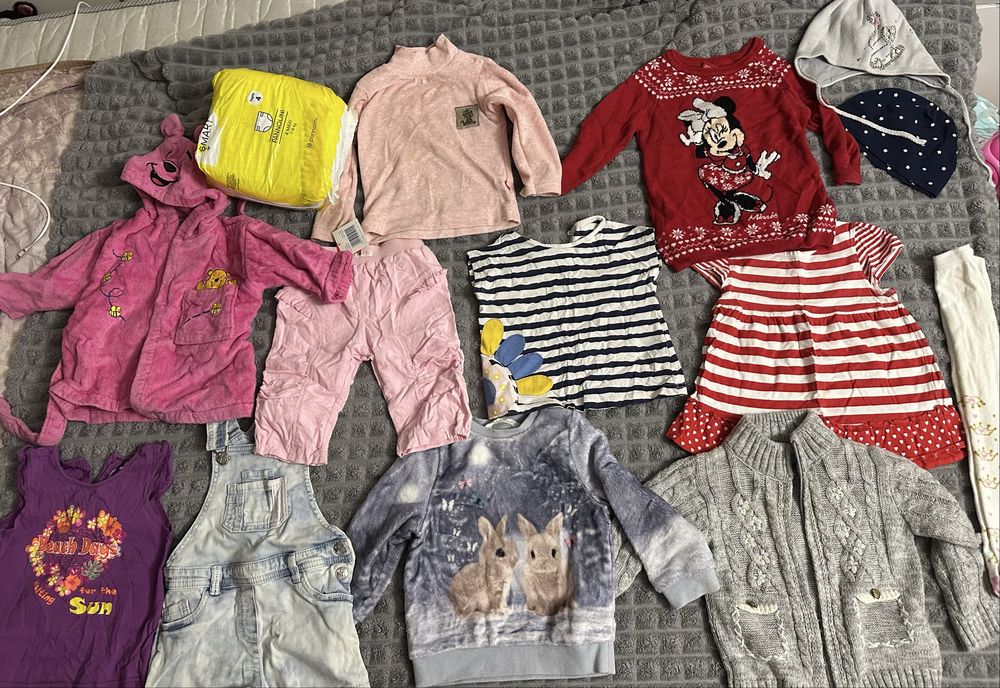 Продам великий набір одягу+ памперси