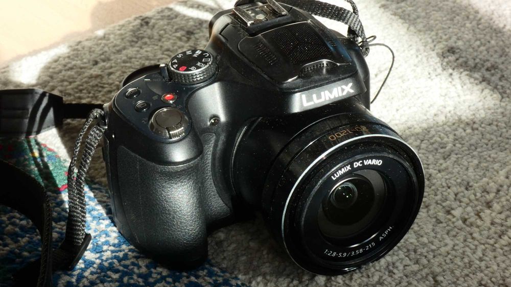 Câmara Lumix FZ72