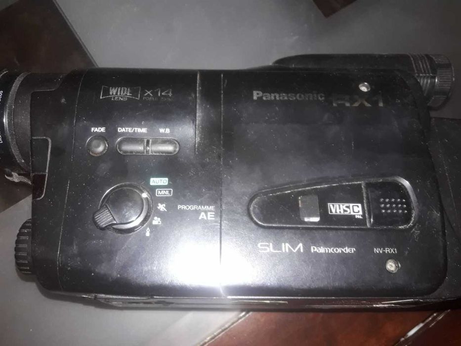 Продаю 1990х видеокамеру Panasonic