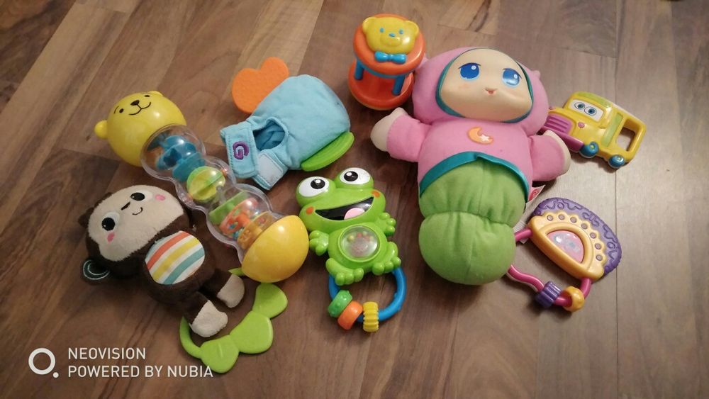 Наборы игрушек, іграшки