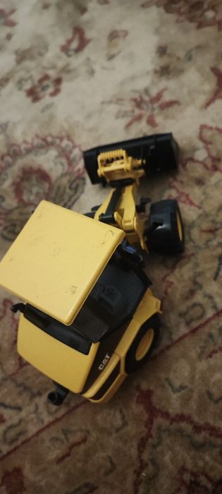 Escavadora Caterpillar