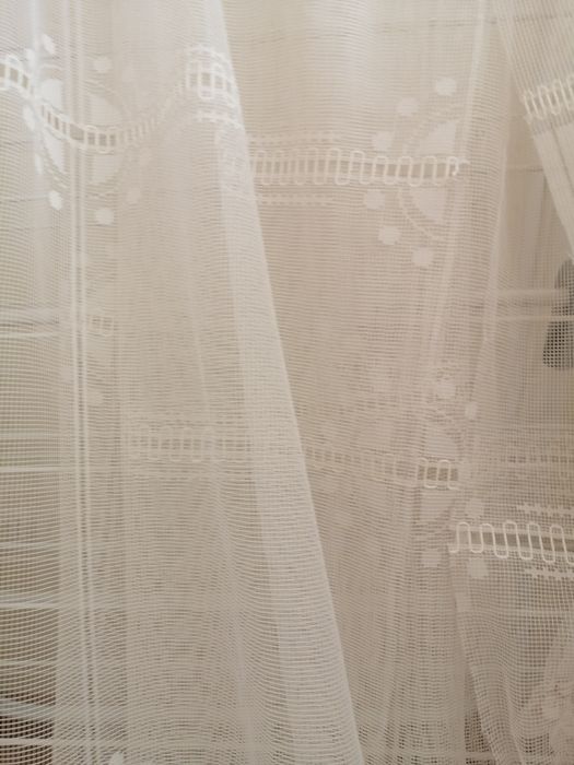 Kawałki firan do wykorzystania