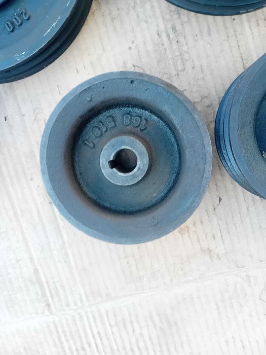 Polia com D externo 138mm de 3 canais, furo 20mm