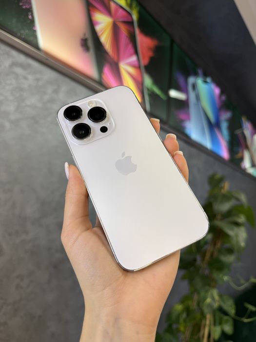 Б/у IPHONE 14Pro 256 Silver Neverlock Костюшка,5 igrand