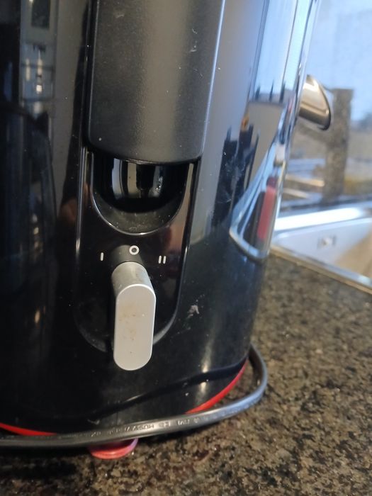 Cetrifugadora frutas e legumes, Philips,separa  o sumo da polpa