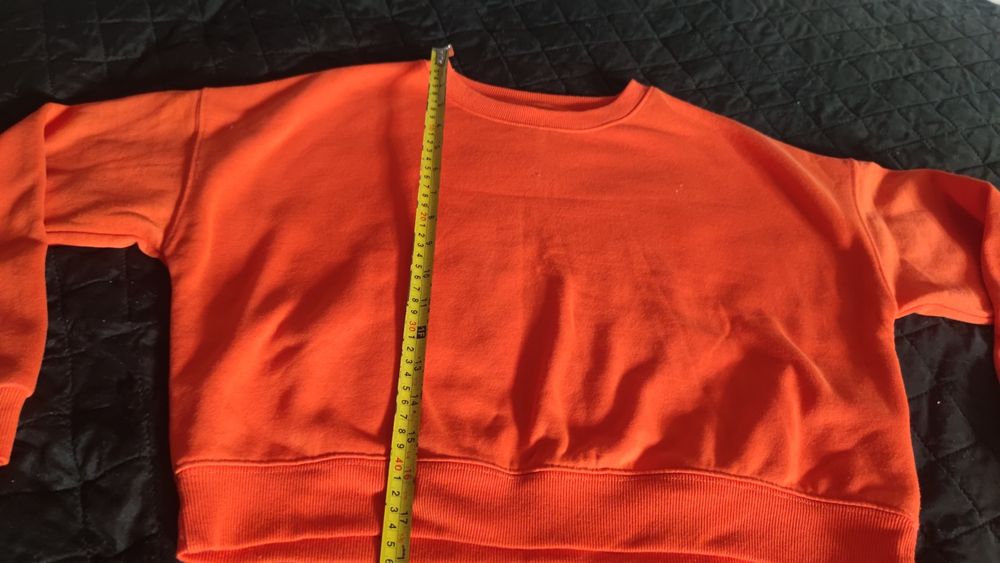 Pomarańczowa bluza Sinsay