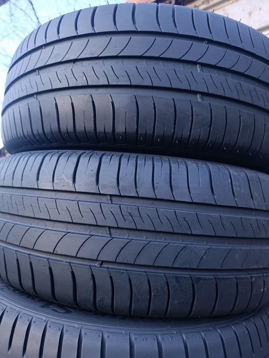 215/60/16 Michelin energy saver
