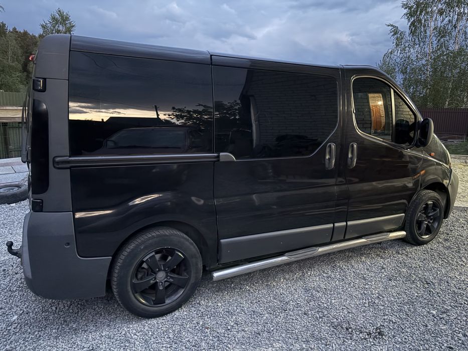Nissan Primastar Renault trafik Vivaro