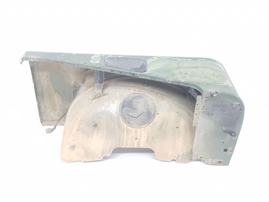 GUARDA-LAMAS FRONTAL ESQUERDO LAND ROVER DEFENDER STATION WAGON 1999 -