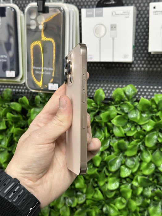 iPhone 16 Pro 128 gb акб 100% desert neverlock телефон айфон золотий