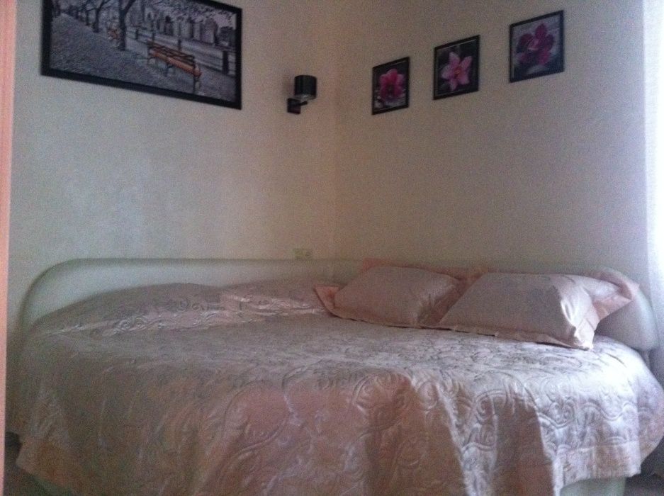 подобово посуточно.2х.кімт./ліжка 2+2+1+1/ р-нЖДВ Зміїв.обл.Харківська