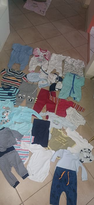 paka ponad 200 ubranek chłopięcych r. 56-62/68- 74
