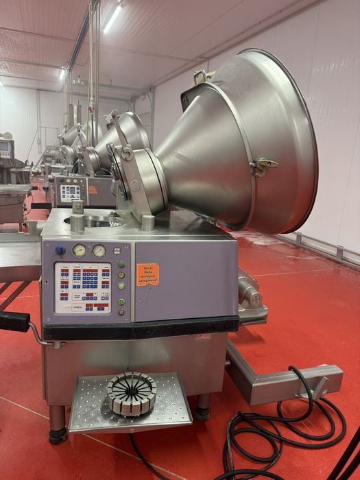 Шприц вакуумний Handtmann VF200