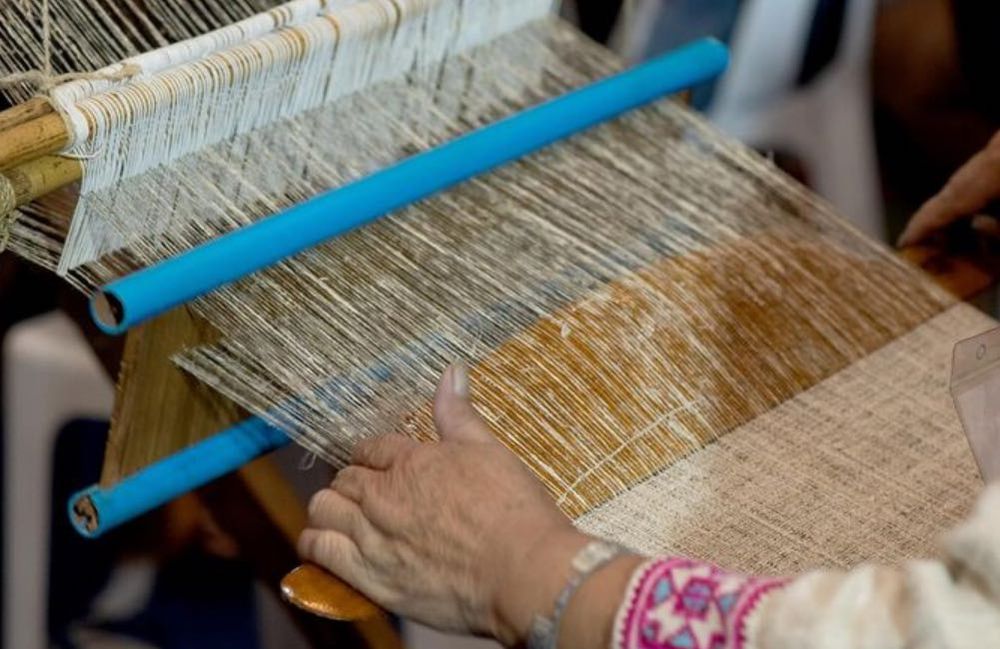 Продам килимок ручноі роботи (стиль - Скандинавський) 0,6х16,0