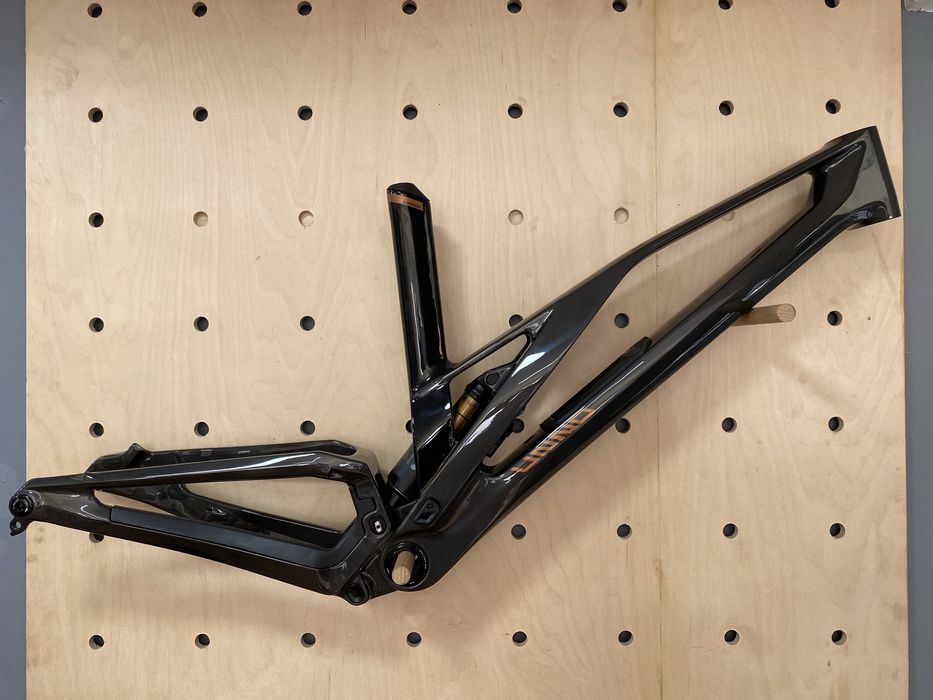 Quadro Unno Burn Factory T-S2 (175-184 cm)