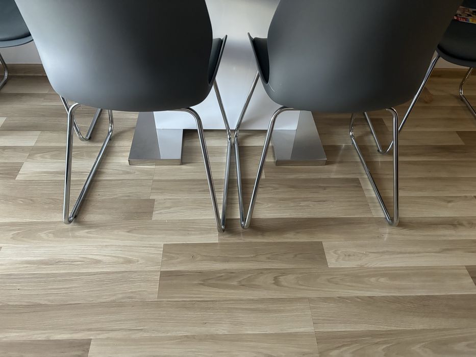 Krzesła skandynawskie