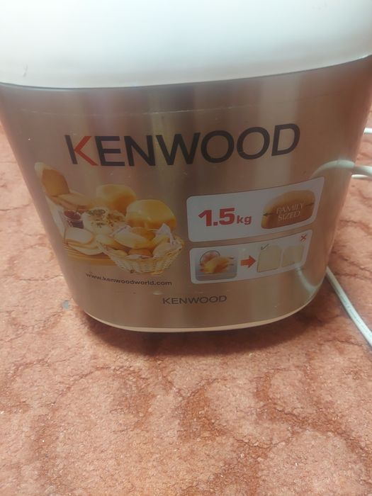 Продам хлебопечку Kenwood bm 900