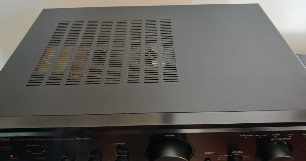 Amplificador de áudio Denon PMA-655R estéreo