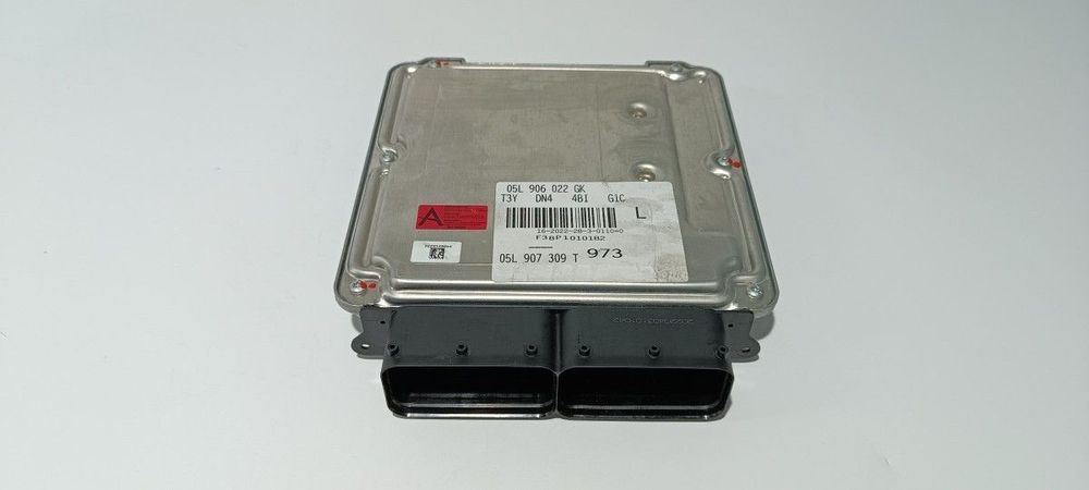 CENTRALINA DO MOTOR UCE AUDI Q3