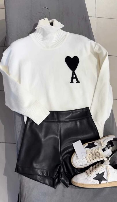 Короткі чорні шорти з екошкіри у стилі Zara, шорти з екошкіри