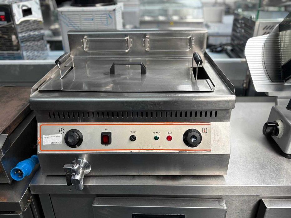 fritadeira grandes dimensões com boa potençia