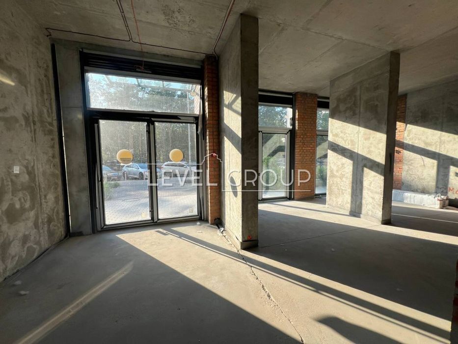 ЖК Новий Автограф Фасад Парк Перемога Ресторан, Магазин, Салон Краси