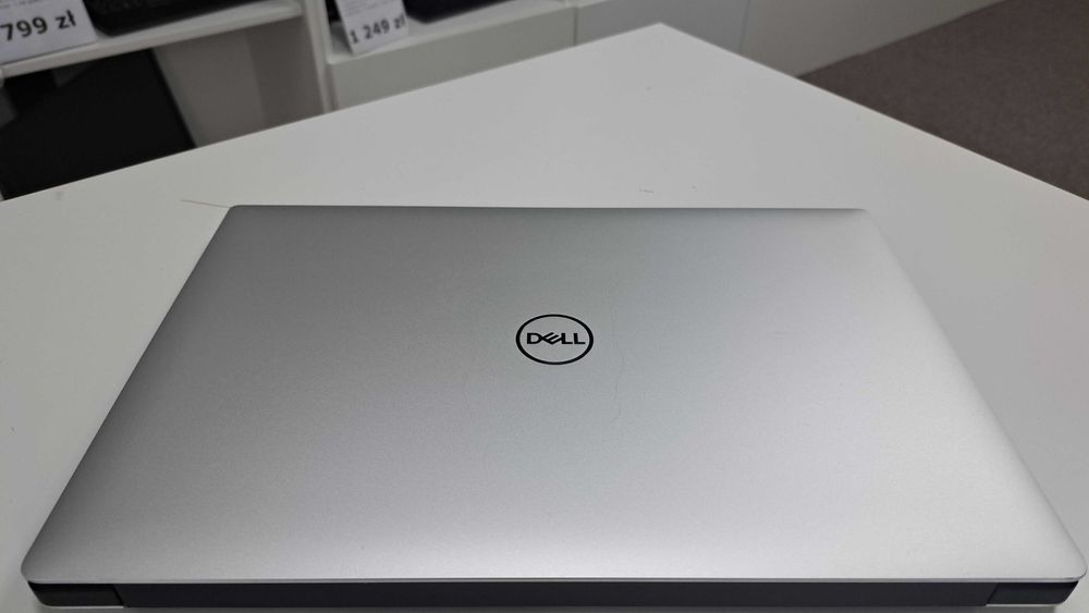 Profesjonalny Dell Precision 5530 15" i5-8gen 32GB 1TB SSD nVidia 4K