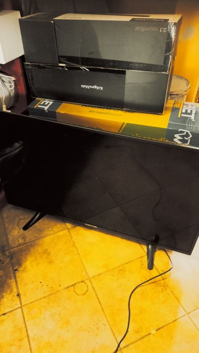 Telewizor Manta 43 cale