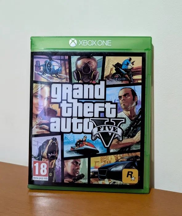GTA V Xbox One ** Troco **