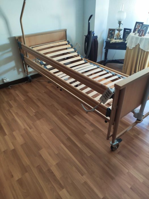 DALI ECONÓMICA - Cama Articulada Eléctrica de Elevação e Inclinação