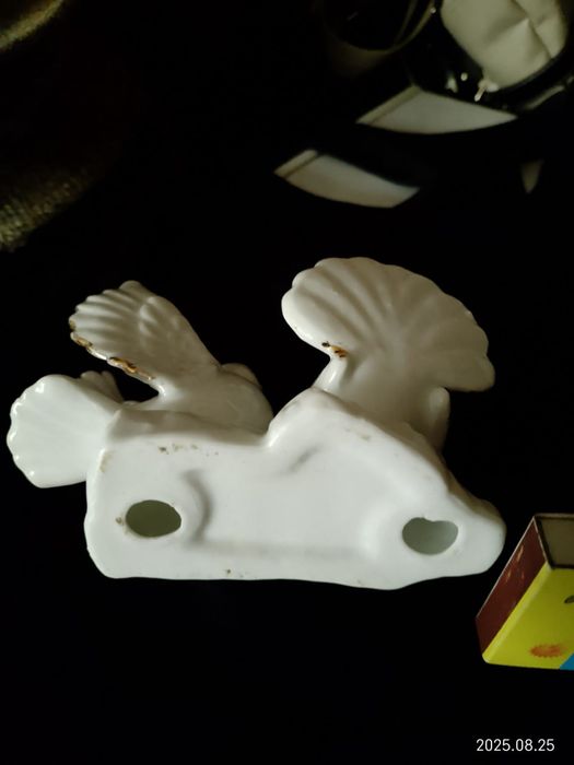 Статуэтка голуби