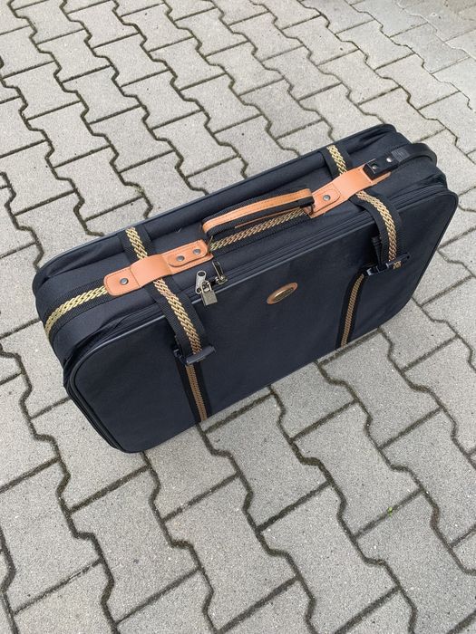 Walizka PRL na kółkach dł 65 gł20 wys 40