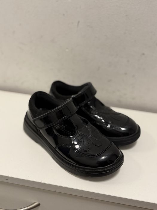лакові туфлі мокасіни M&S 30 розмір