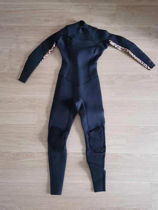 Fato Surf Mulher Neoprene BILLABONG 43 Salty Dayz Full Animal 4X3mm