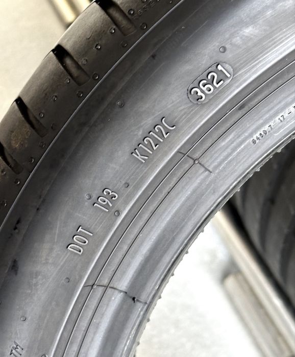 Автошини колеса резина 225/45 R18 Pirelli Cinturato P7 2021 рік літні