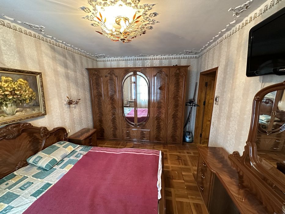 Продам 4 ком Центр ЦУМ Сертификат Євідновлення