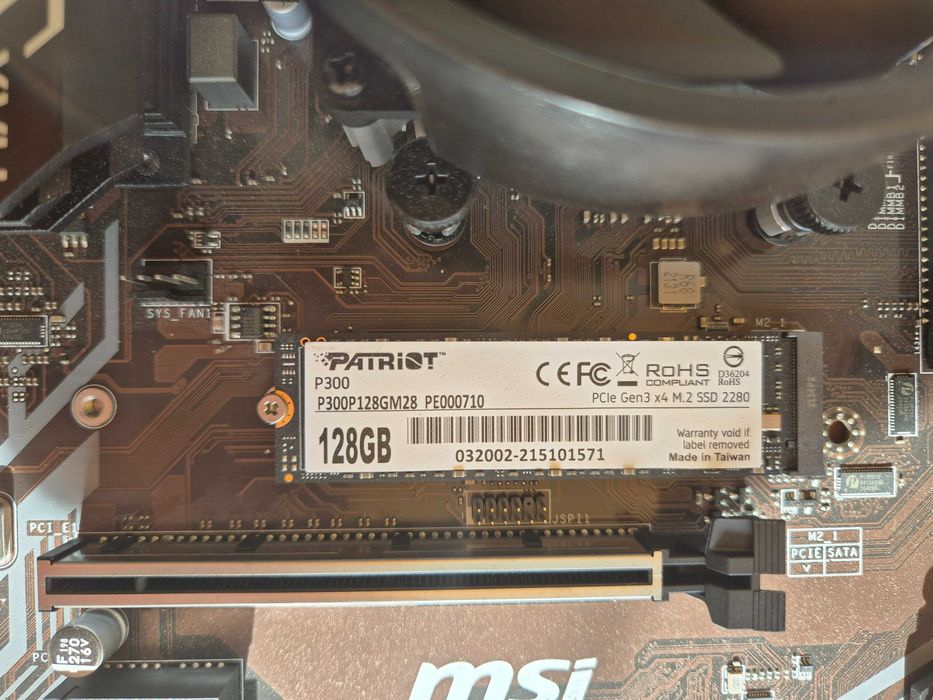 MSI B450-A PRO MAX + Ryzen 3 1200 AF + SSD 128GB M.2